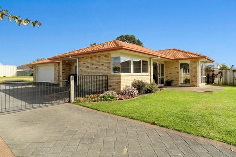Photo of property in 92 Denny Hulme Drive, Mount Maunganui, 3116