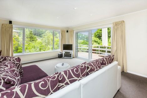 Photo of property in 59 Elmslie Road, Pinehaven, Upper Hutt, 5019