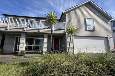 Photo of property in 28 Kate Sheppard Avenue, Torbay, Auckland, 0630
