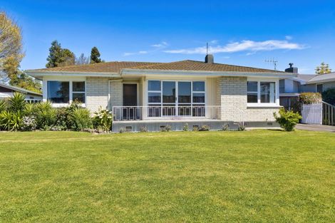Photo of property in 19 Flaxmere Avenue, Flaxmere, Hastings, 4120
