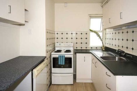 Photo of property in Sherwood Mews, 28r Bidwill Street, Mount Cook, Wellington, 6021