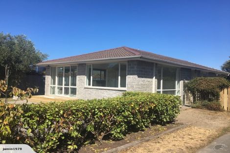 Photo of property in 6b Hurst Place, Parklands, Christchurch, 8083
