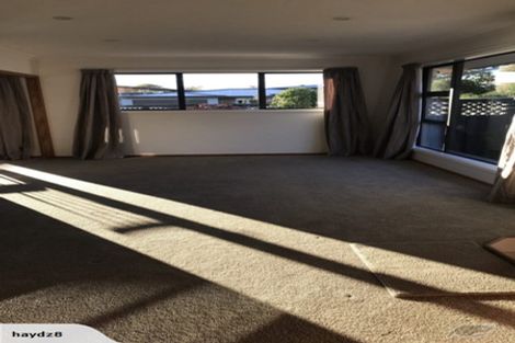 Photo of property in 5 Rhyl Place, Bryndwr, Christchurch, 8053