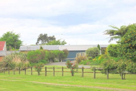 Photo of property in 42 Levley Lane, Katikati, 3129
