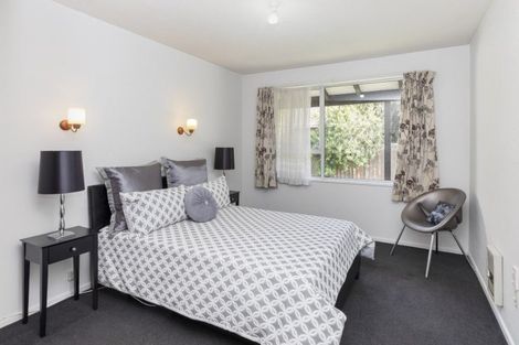 Photo of property in 2/12 Steadman Road, Broomfield, Christchurch, 8042