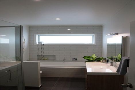 Photo of property in 420a Whangaparaoa Road, Stanmore Bay, Whangaparaoa, 0932