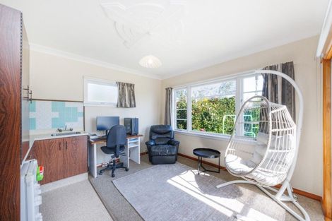 Photo of property in 236 Tremaine Avenue, Highbury, Palmerston North, 4412