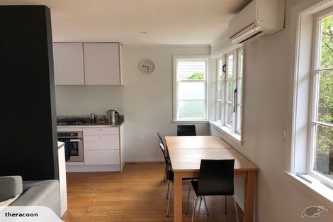 Photo of property in 45 Hutchinson Avenue, New Lynn, Auckland, 0600