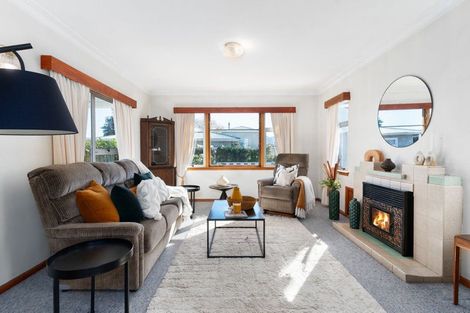 Photo of property in 134 Pembroke Street, Carterton, 5713