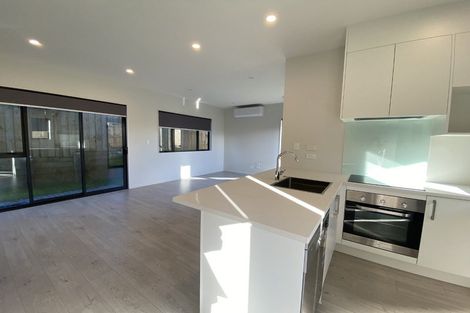 Photo of property in 7/39 Renata Crescent, Te Atatu Peninsula, Auckland, 0610