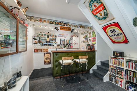 Photo of property in 9 Dundas Place, Henderson, Auckland, 0612