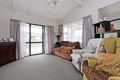 Photo of property in 2/409 Southland Road, Hastings, 4122