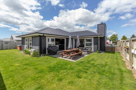 Photo of property in 33 Lewis Crescent, Rolleston, 7614