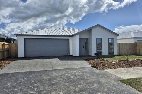 Photo of property in 25 Doris Lusk Street, Belfast, 8051