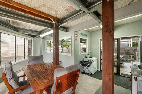 Photo of property in 5 West Crescent, Te Puru, Thames, 3575