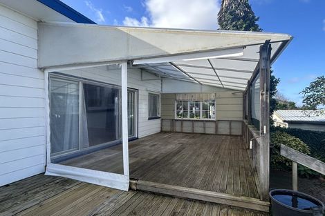 Photo of property in 178 Waimumu Road, Massey, Auckland, 0614