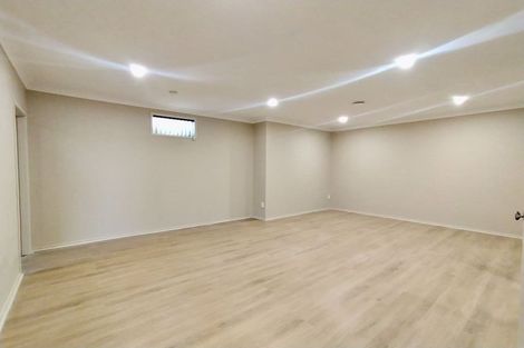 Photo of property in 1/128 Bucklands Beach Road, Bucklands Beach, Auckland, 2012