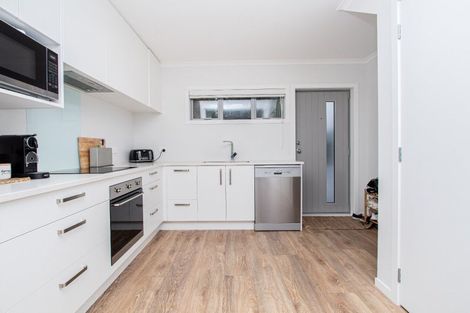 Photo of property in 17/19u Ruakiwi Road, Hamilton Lake, Hamilton, 3204