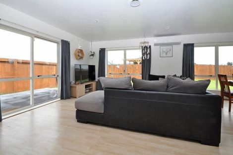 Photo of property in 5/15 O'sullivan Place, Waiuku, 2123