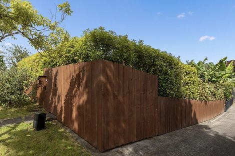 Photo of property in 1/92 Kervil Avenue, Te Atatu Peninsula, Auckland, 0610