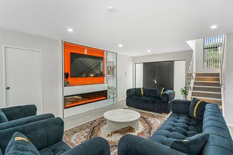 Photo of property in 4 Tawapou Close, Massey, Auckland, 0614
