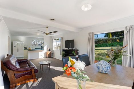 Photo of property in 410 Mazengarb Road, Paraparaumu, 5032
