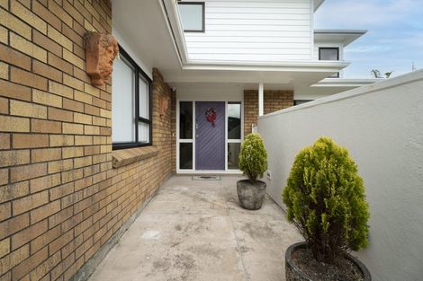 Photo of property in 14 Ronald Woolf Place, Churton Park, Wellington, 6037