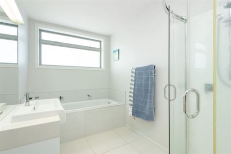 Photo of property in 14 Tay Street, Mount Maunganui, 3116