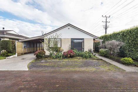 Photo of property in 383 Hobsonville Road, Hobsonville, Auckland, 0618