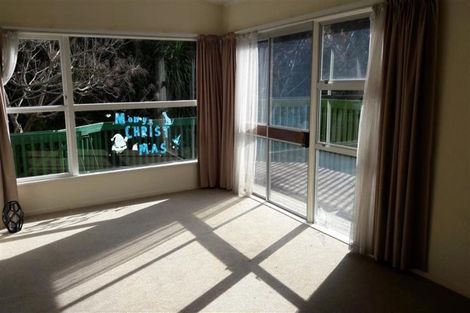 Photo of property in 28 Reynella Drive, Massey, Auckland, 0614