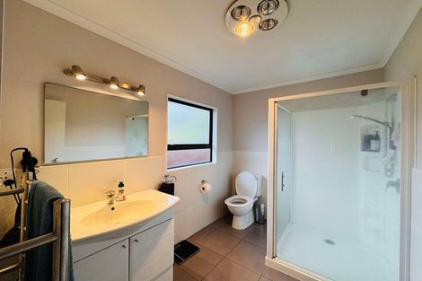 Photo of property in 30 Caroline Crescent, Highbury, Palmerston North, 4412