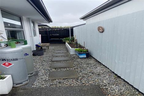 Photo of property in 30 Packard Crescent, Halswell, Christchurch, 8025