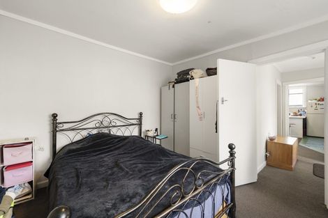 Photo of property in 25 Myrtle Crescent, Mount Cook, Wellington, 6021