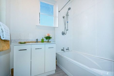 Photo of property in 3 Huia Street, Riccarton, Christchurch, 8041