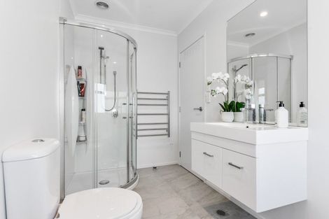 Photo of property in 28u2 Garnett Avenue, Forest Lake, Hamilton, 3200