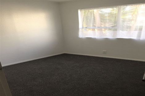 Photo of property in 1/124 Hutchinson Avenue, New Lynn, Auckland, 0600