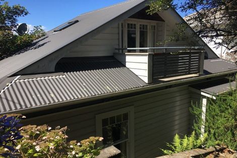 Photo of property in 1 Hadfield Terrace, Kelburn, Wellington, 6012