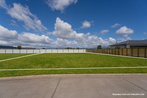 Photo of property in 8 Norma Way, Whitianga, 3510