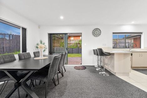 Photo of property in 6 Brunswick Rise, Mangere, Auckland, 2022