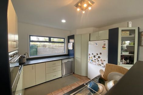 Photo of property in 1/19 Lowtherhurst Road, Massey, Auckland, 0614