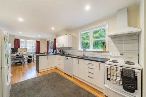 Photo of property in 684 Main Road North, Te Marua, Upper Hutt, 5018