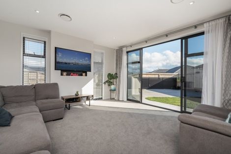 Photo of property in 51 Kahuparere Crescent, Pyes Pa, Tauranga, 3112