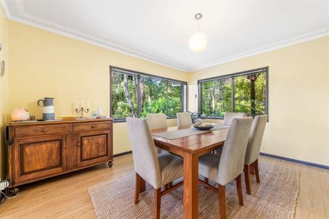 Photo of property in 2 Kaurimu Rise, Titirangi, Auckland, 0604