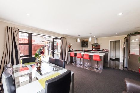 Photo of property in 2a Galea Grove, Kelvin Grove, Palmerston North, 4414