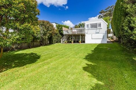 Photo of property in 63 Knights Road, Rothesay Bay, Auckland, 0630