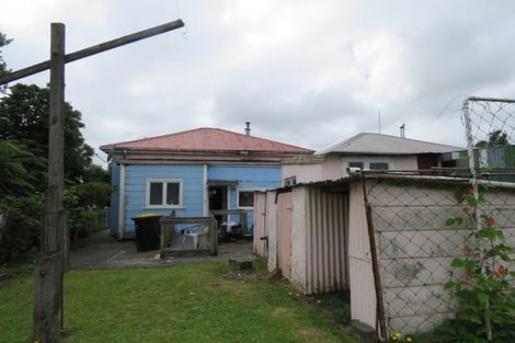 Photo of property in 108 Romilly Street, Westport, 7825