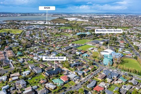 Photo of property in 48 Kapuka Road, Mangere Bridge, Auckland, 2022
