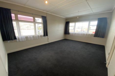 Photo of property in 71 Waldegrave Street, Palmerston North, 4410