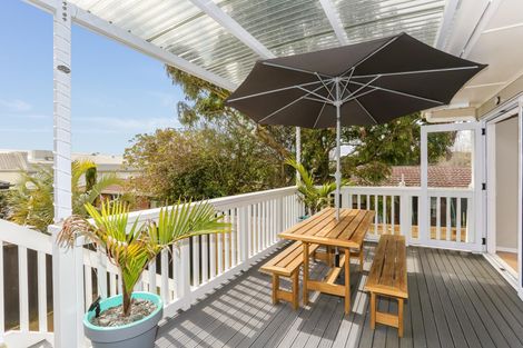 Photo of property in 9 Lawrie Avenue, Pukekohe, 2120