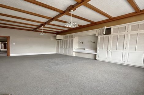 Photo of property in 98 Endeavour Street, Lyall Bay, Wellington, 6022